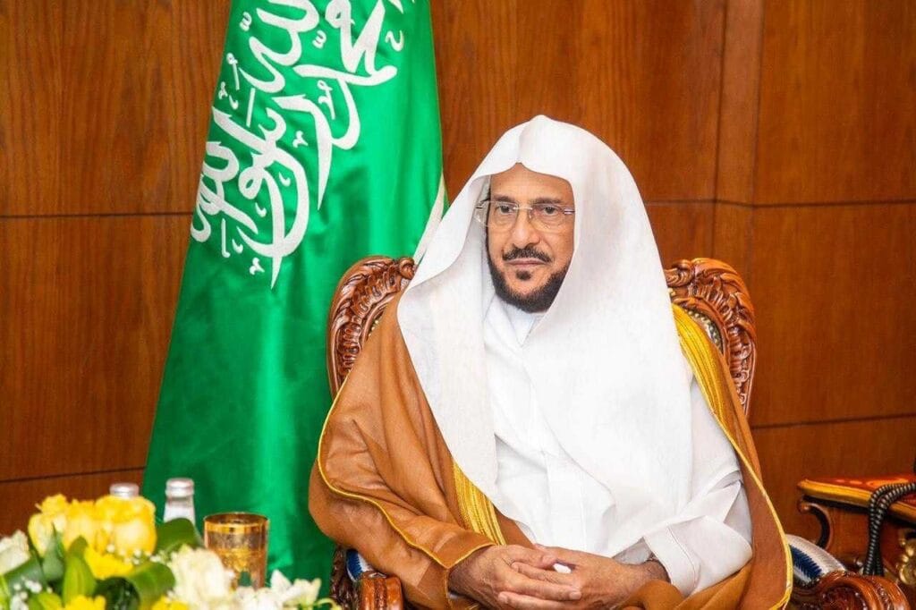 وزير الشؤون الإسلامية يوجّه بتخصيص خطبة الجمعة للحديث عن أضرار التسرع في الطلاق والتساهل فيه