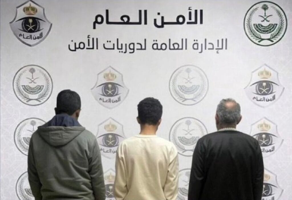 ضبط 6 مخالفين للتسول في عمليتين لدوريات الأمن بجدة والحدود الشمالية