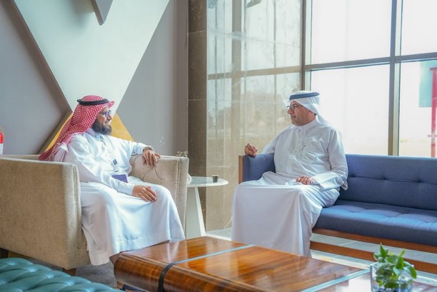 وصول قيادات الجمعيات الأهلية بالمنطقة الشرقية إلى جدة للمشاركة في برنامج “رحلة أفق”