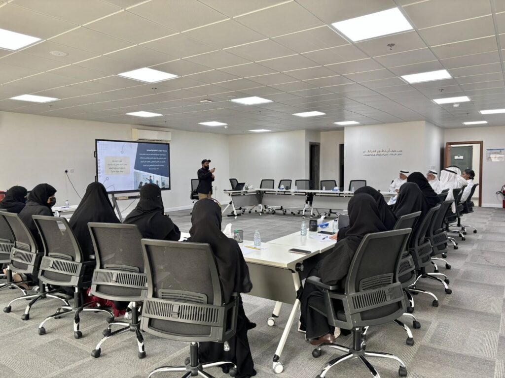 «سعادة» تعزّز مهارات باحثيها الاجتماعيين بورشة متخصصة