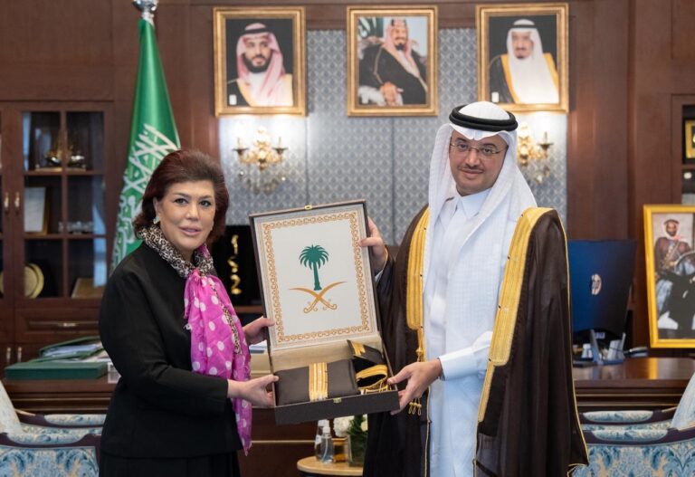 سمو محافظ الأحساء يستقبل سفيرة العراق لدى المملكة