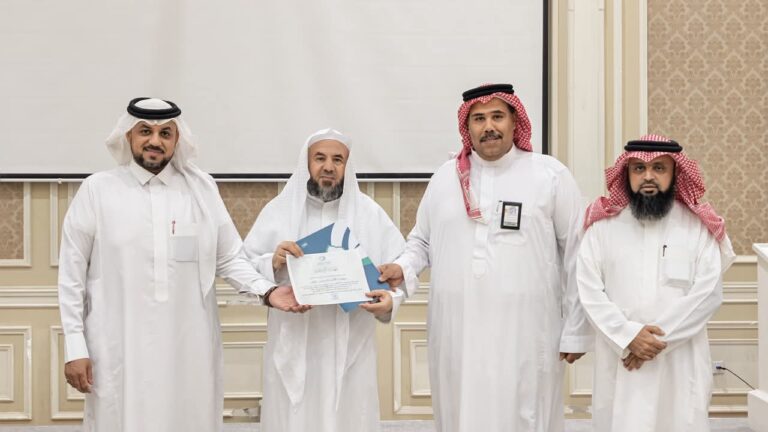 “التحليل الاستراتيجي” لتعزيز التخطيط المؤسسي وتطوير الأداء في العيون الخيرية بالأحساء