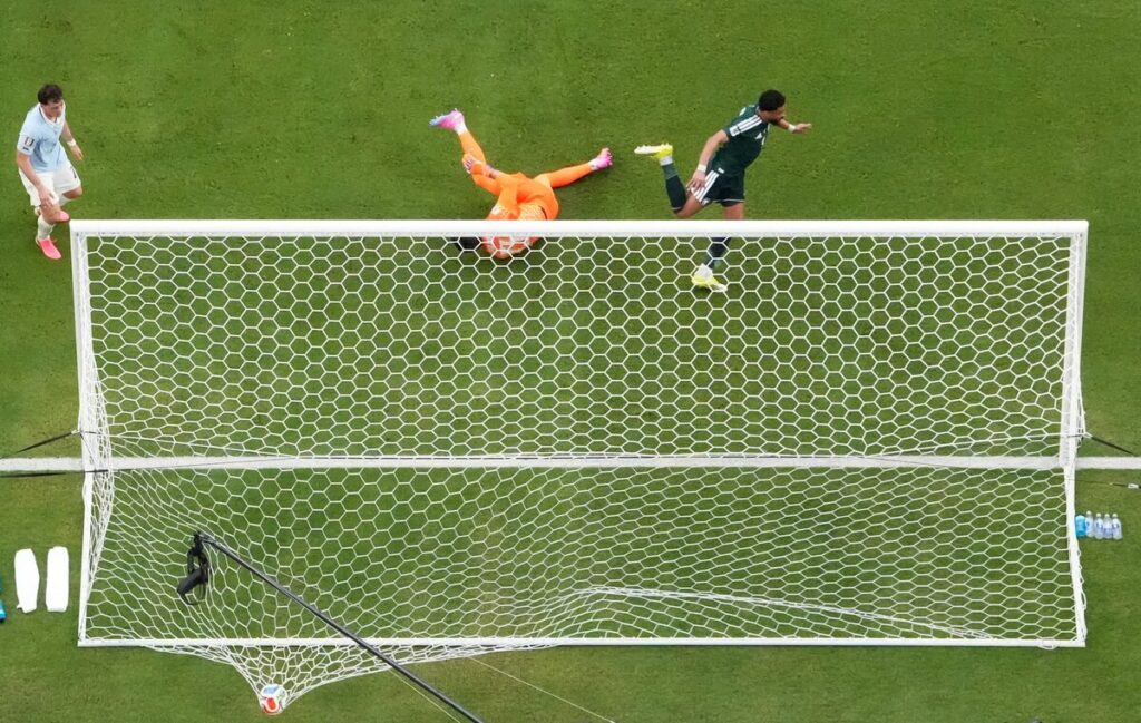 الأخضر يفرض نفسه على أوروغواي.. نقطة ثمينة تُشعل سباق المجموعة الثامنة في مونديال 2026
