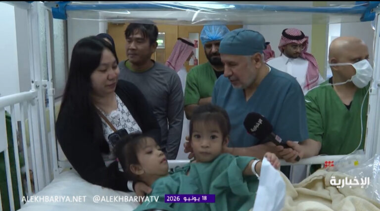 بتوجيهات القيادة.. انطلاق عملية فصل التوأم الملتصق الفلبيني «أوليفيا وجيانا» في الرياض بمشاركة 22 مختصًا