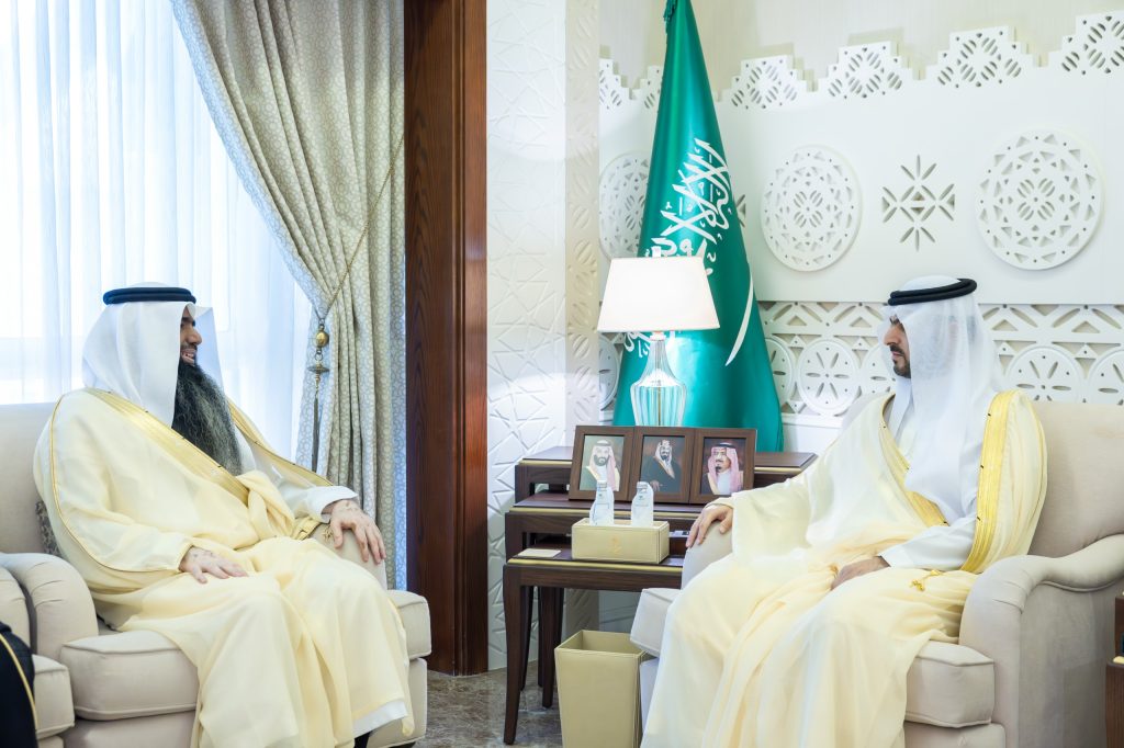 سمو نائب أمير المنطقة الشرقية يطّلع على جهود البريد السعودي “سبل” بالمنطقة