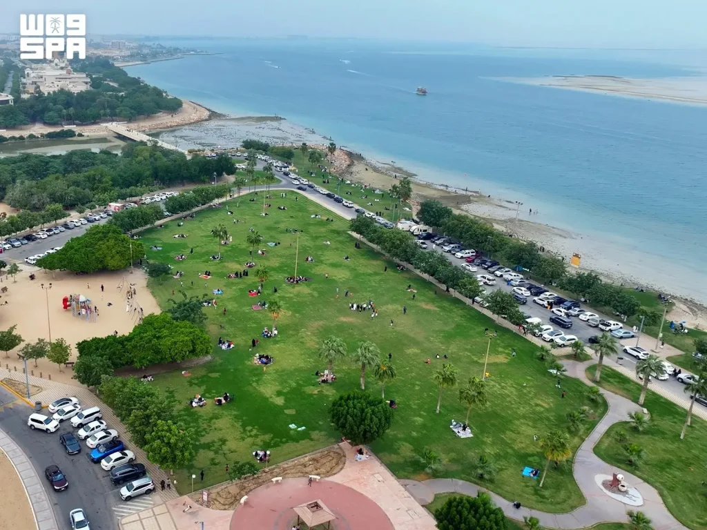 الجبيل الصناعية نموذج رائد في التشجير والاستدامة.. والغطاء النباتي يخفض الحرارة حتى 5 درجات مئوية